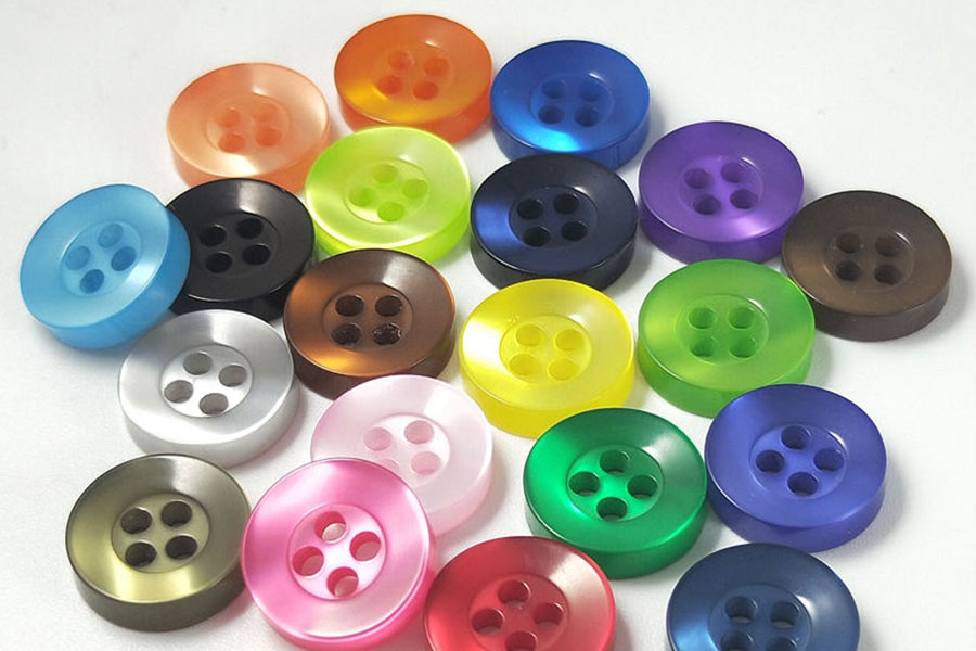 Classification and characteristics of natural buttons